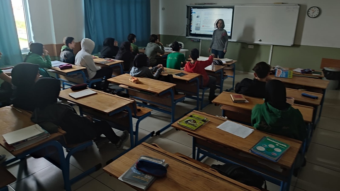 LGS ogrencilerimize okul rehberlik servisi tarafından dikkat ve odaklanma ile ilgili çalışma gerçekleştirildi